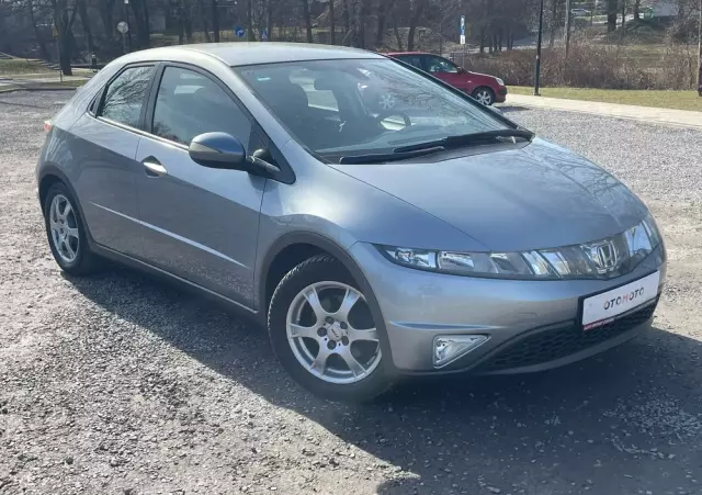 HONDA Civic 1.8i-VTEC Comfort