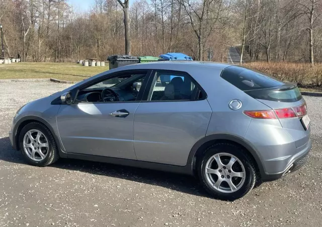 HONDA Civic 1.8i-VTEC Comfort