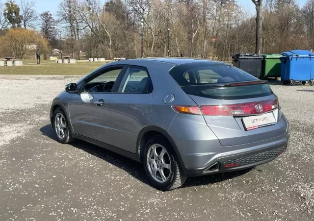 HONDA Civic 1.8i-VTEC Comfort