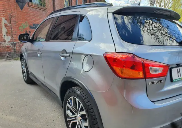 MITSUBISHI ASX 2.2 DI-D 4WD Automatik Diamant Edition+