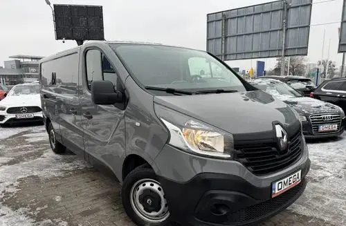 RENAULT Trafic 