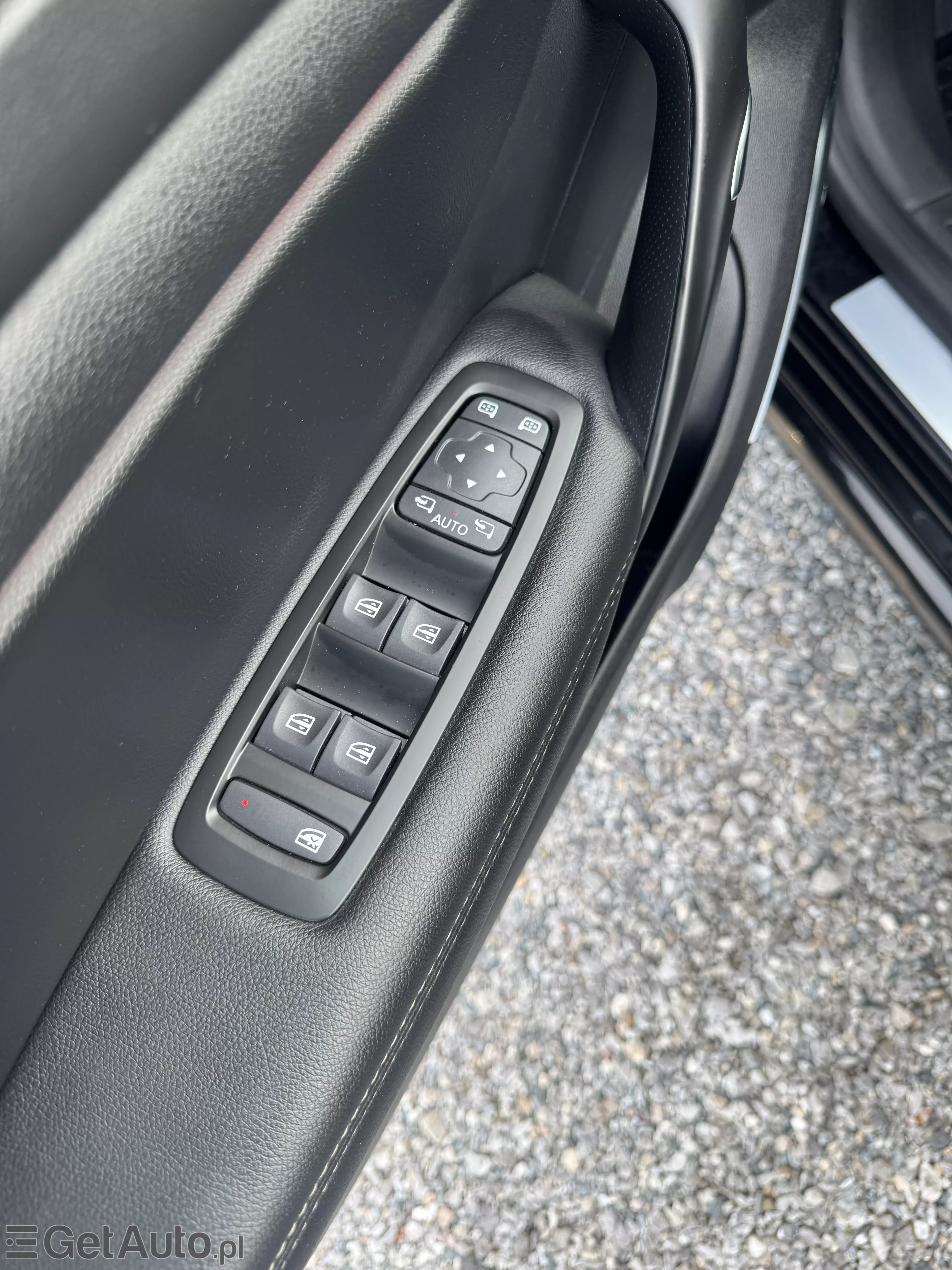 RENAULT Megane Bose Energy TCe 130