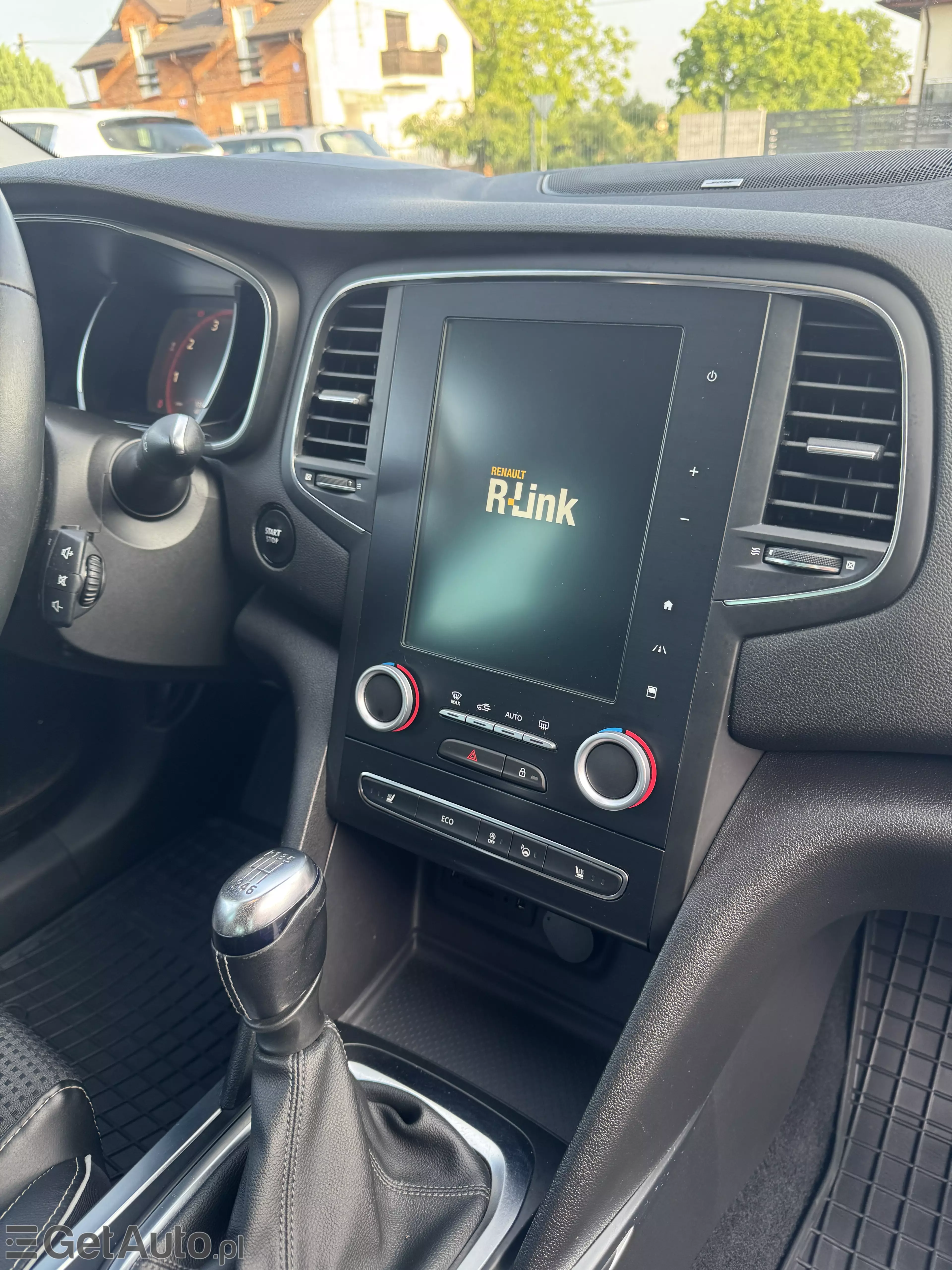 RENAULT Megane Bose Energy TCe 130