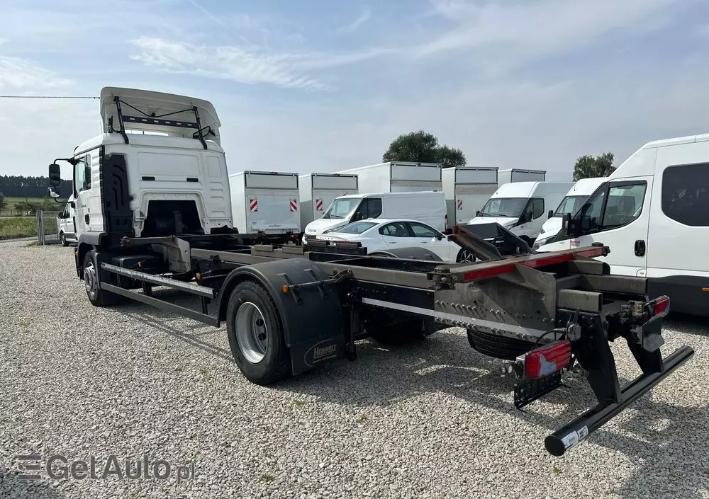 MAN TGM 18.320/E6/Automat/Sypialka/Klima/poduszka przód i tył/rama do zabudowy 