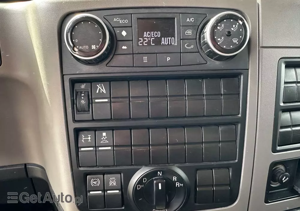 MAN TGM 18.320/E6/Automat/Sypialka/Klima/poduszka przód i tył/rama do zabudowy 