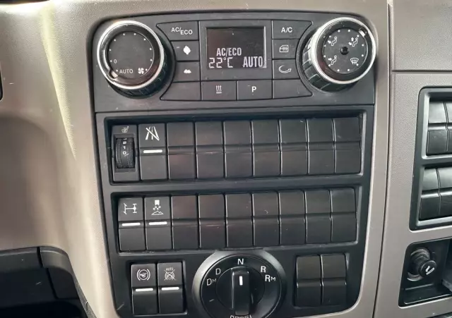 MAN TGM 18.320/E6/Automat/Sypialka/Klima/poduszka przód i tył/rama do zabudowy 