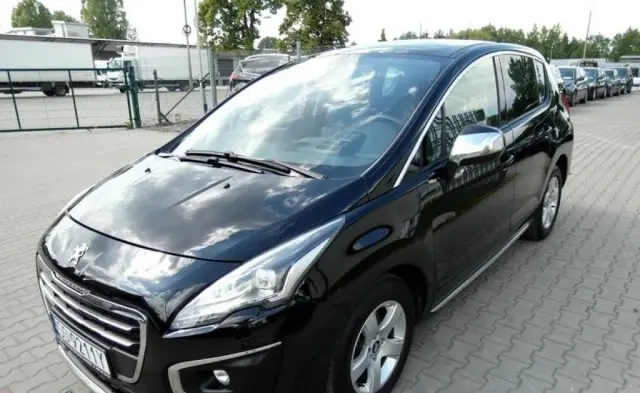 PEUGEOT 3008 