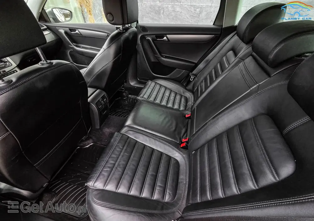 VOLKSWAGEN Passat 2.0 TDI 4Motion DSG BlueMotion Tech Highline