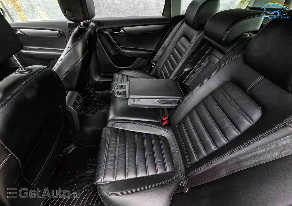 VOLKSWAGEN Passat 2.0 TDI 4Motion DSG BlueMotion Tech Highline