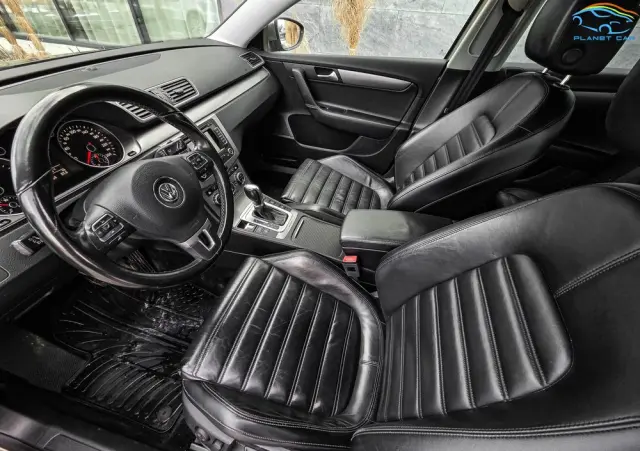 VOLKSWAGEN Passat 2.0 TDI 4Motion DSG BlueMotion Tech Highline