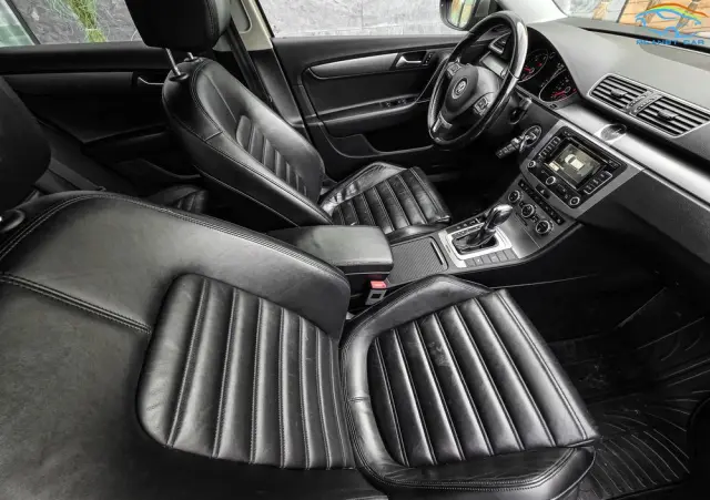 VOLKSWAGEN Passat 2.0 TDI 4Motion DSG BlueMotion Tech Highline