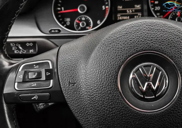 VOLKSWAGEN Passat 2.0 TDI 4Motion DSG BlueMotion Tech Highline