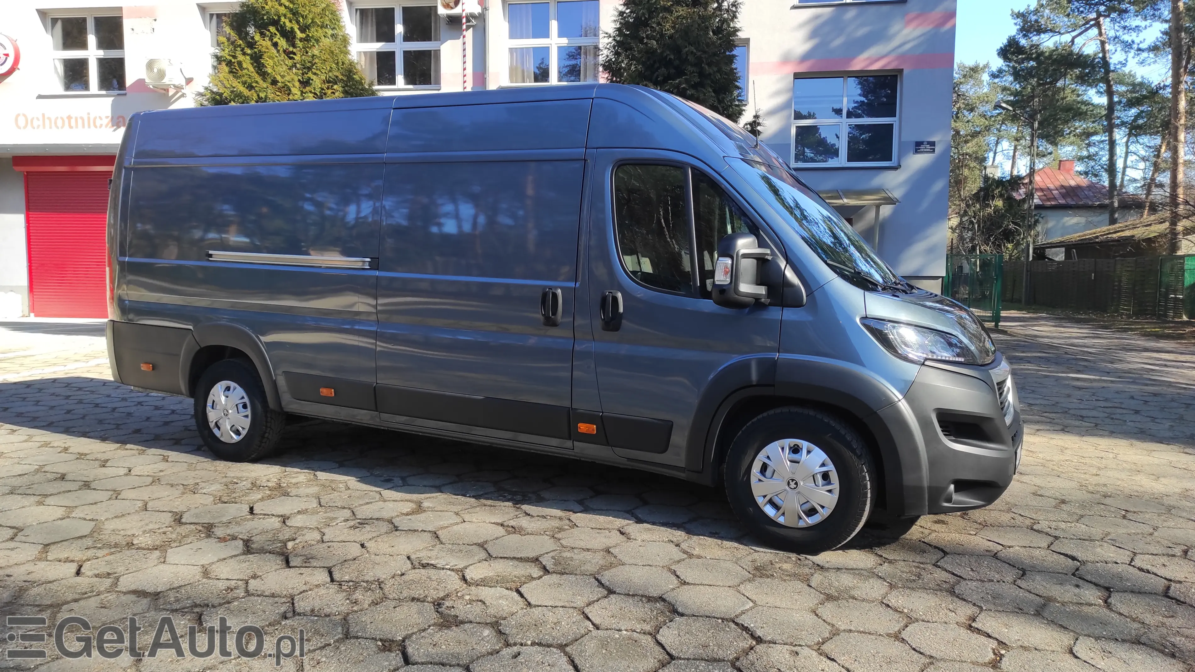 PEUGEOT Boxer L4H2 Premium