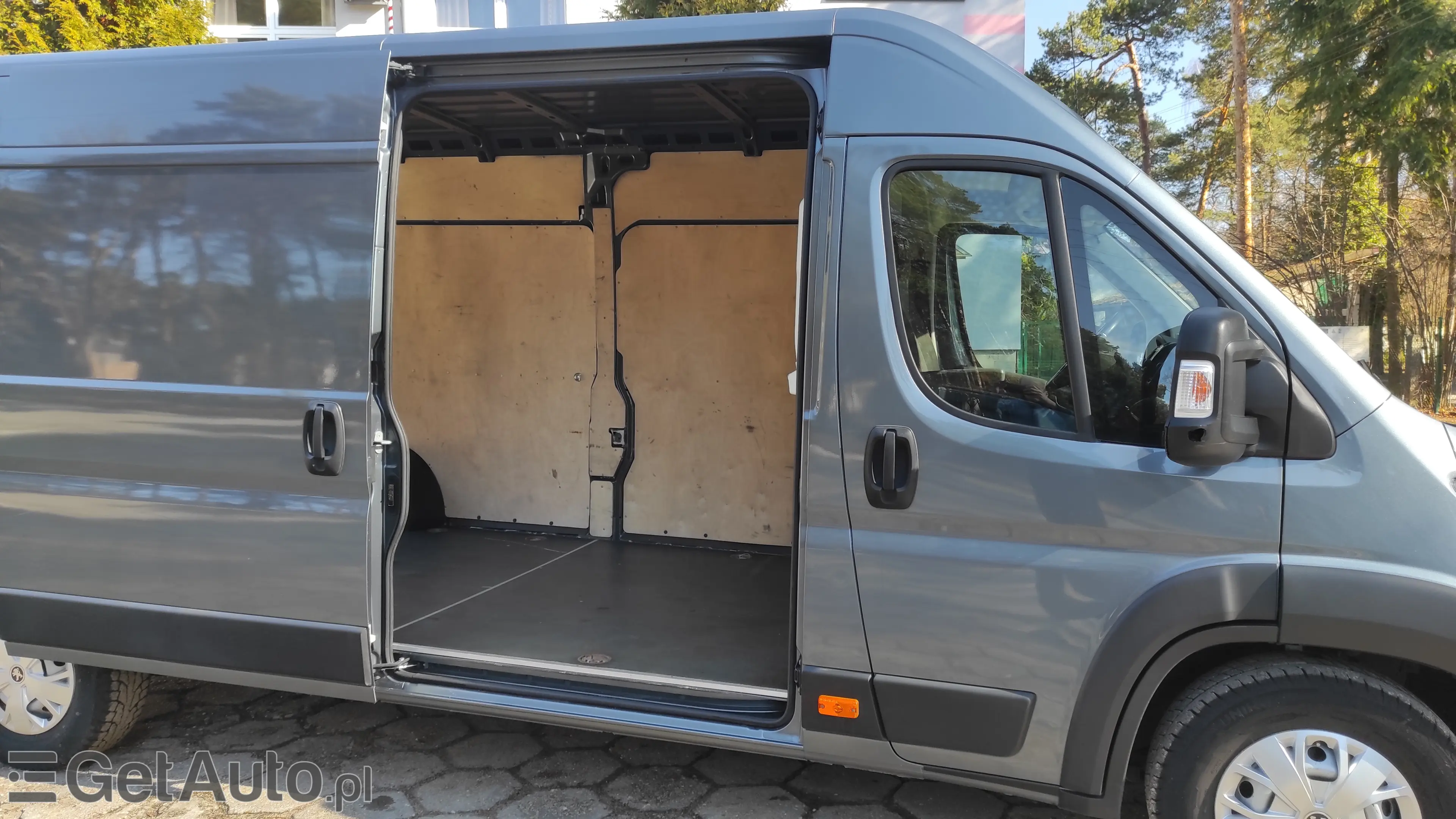 PEUGEOT Boxer L4H2 Premium