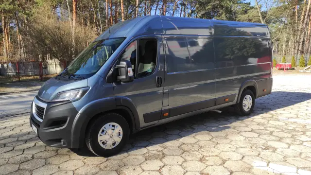 PEUGEOT Boxer L4H2 Premium