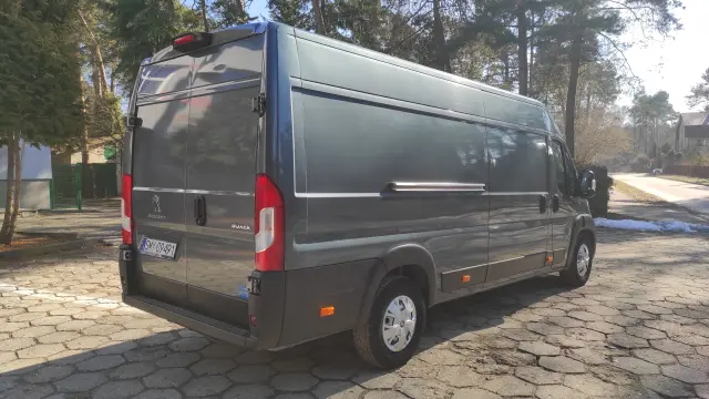 PEUGEOT Boxer L4H2 Premium