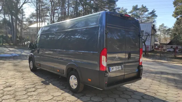 PEUGEOT Boxer L4H2 Premium