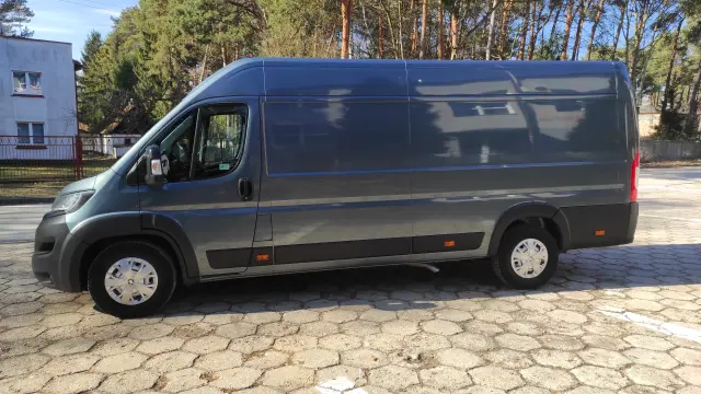 PEUGEOT Boxer L4H2 Premium