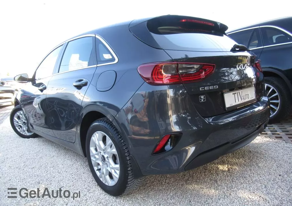KIA Ceed 1.5 T-GDI M DCT