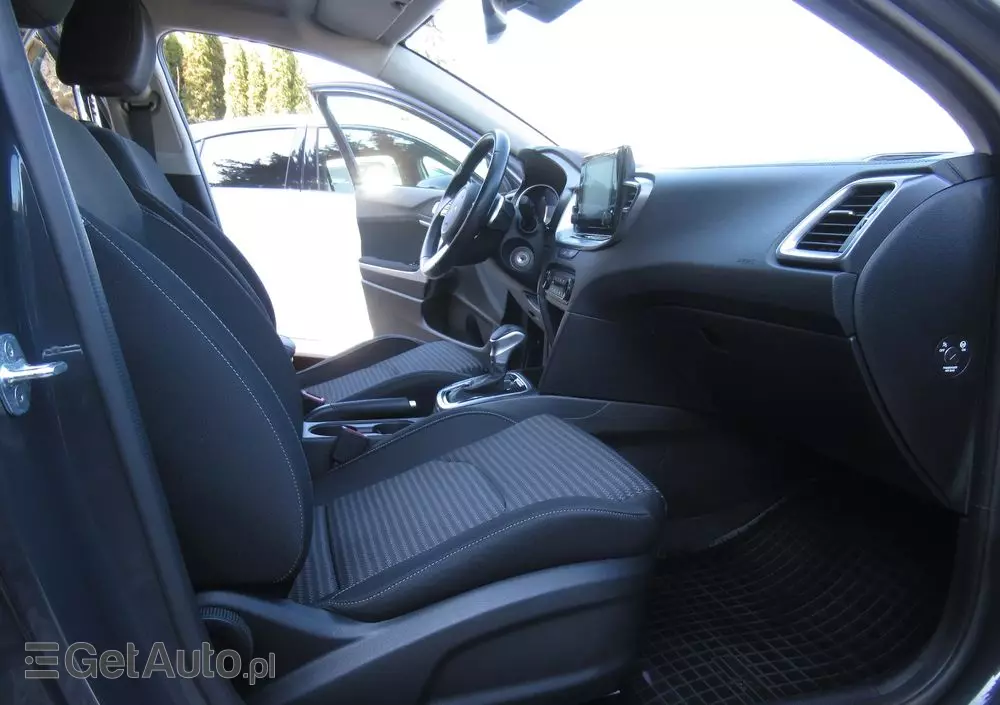 KIA Ceed 1.5 T-GDI M DCT