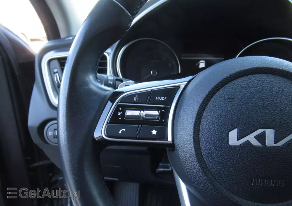 KIA Ceed 1.5 T-GDI M DCT