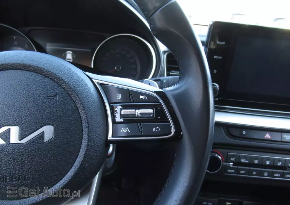 KIA Ceed 1.5 T-GDI M DCT