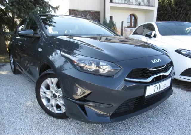 KIA Ceed 1.5 T-GDI M DCT