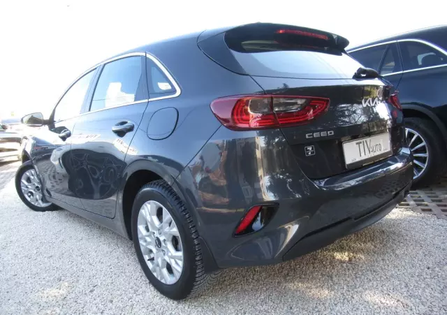 KIA Ceed 1.5 T-GDI M DCT