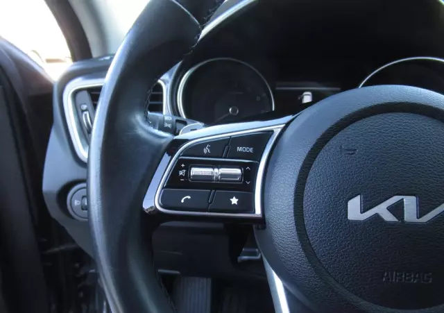 KIA Ceed 1.5 T-GDI M DCT