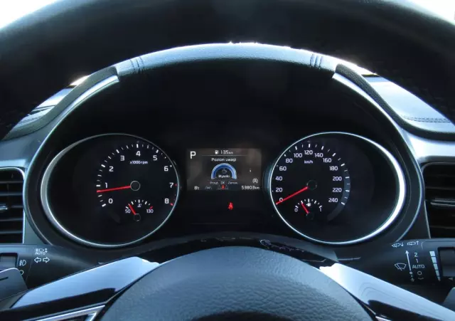 KIA Ceed 1.5 T-GDI M DCT