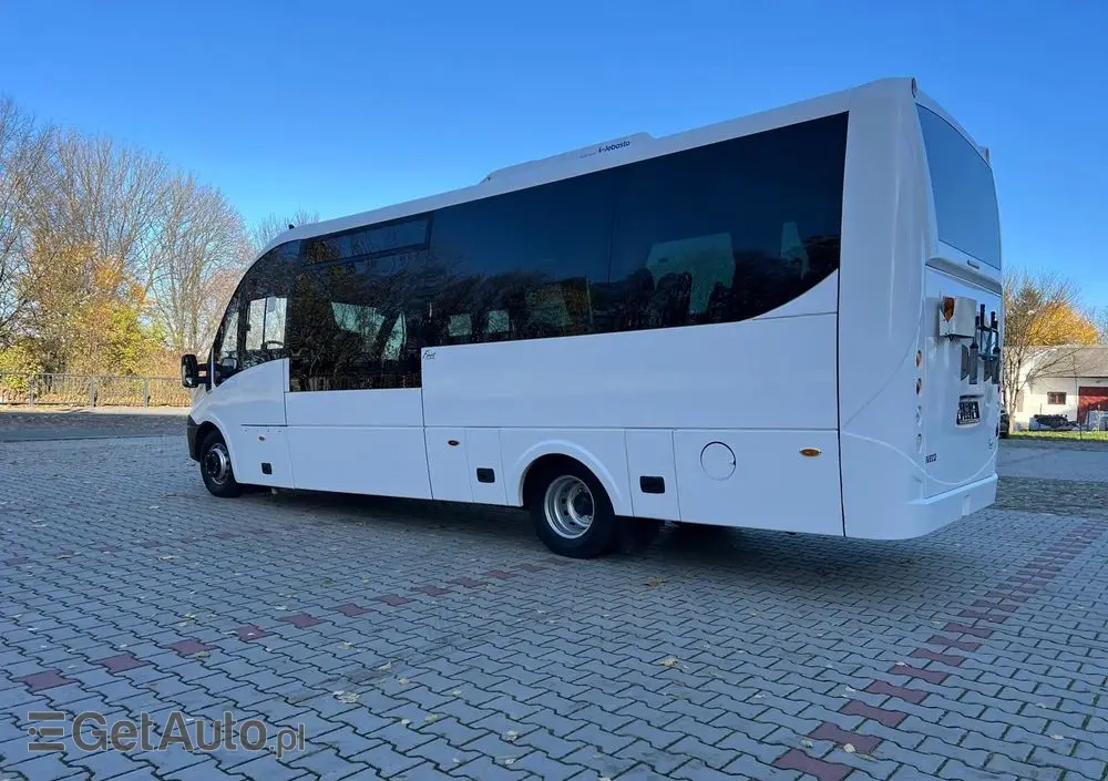 IVECO Rosero / Euro 6 / 33 miejsca / 