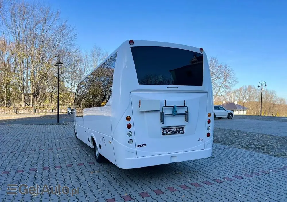 IVECO Rosero / Euro 6 / 33 miejsca / 