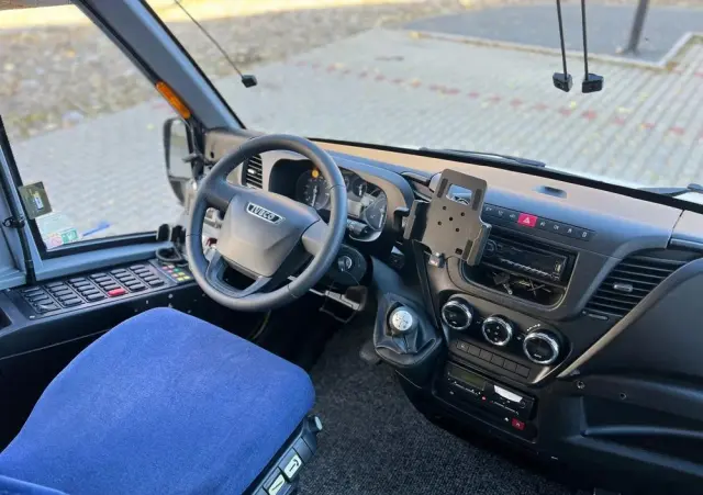 IVECO Rosero / Euro 6 / 33 miejsca / 