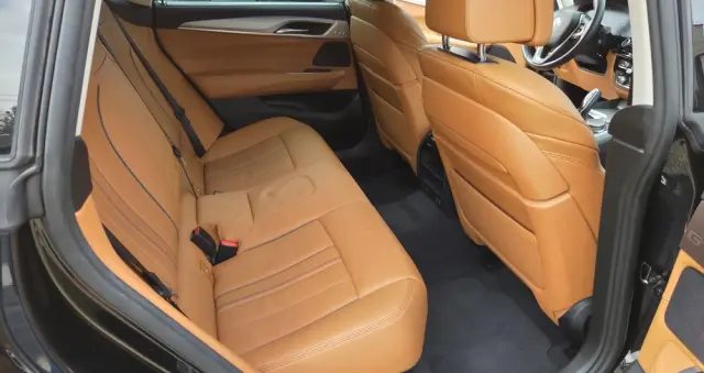 BMW 6GT 620d Sport Line