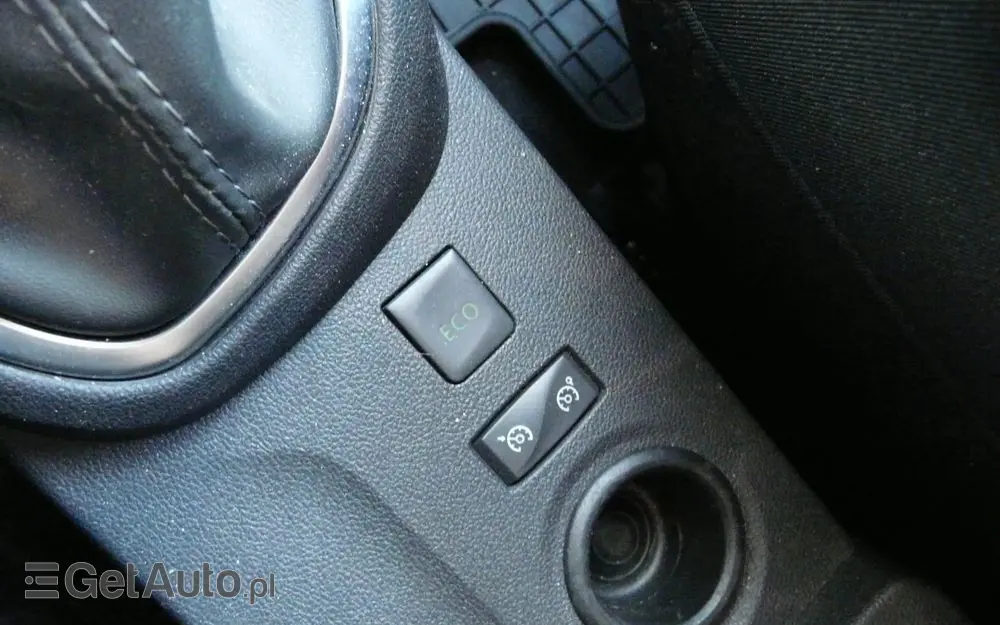 RENAULT Captur 1.3 TCe Intens