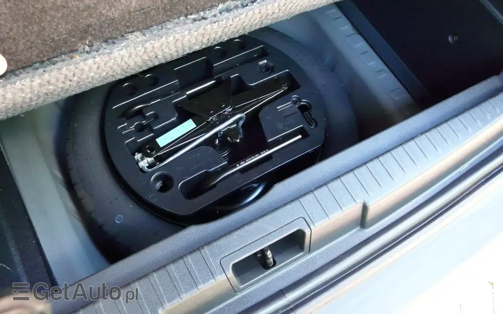 RENAULT Captur 1.3 TCe Intens