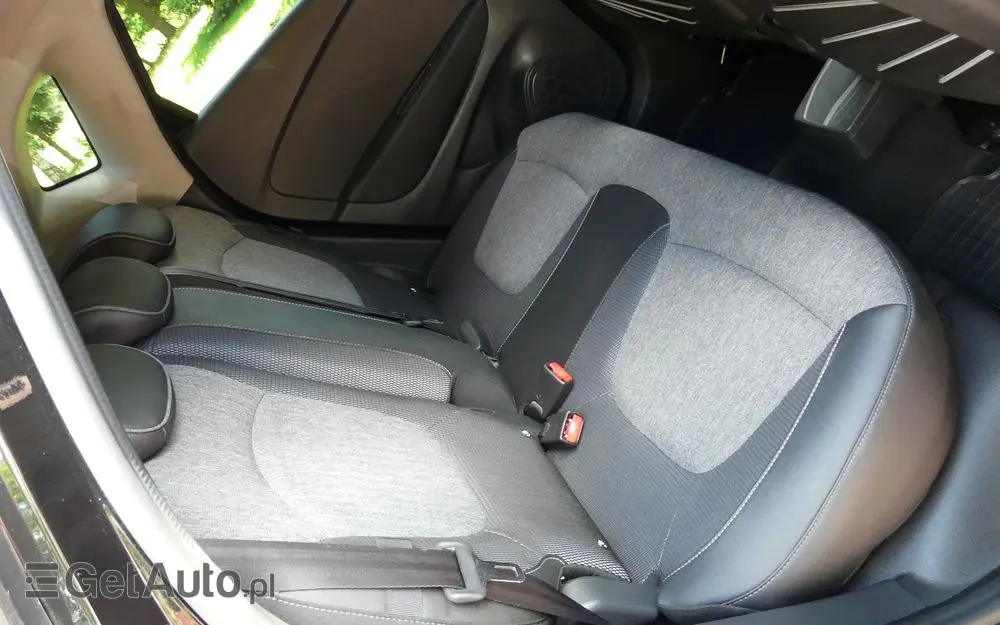 RENAULT Captur 1.3 TCe Intens