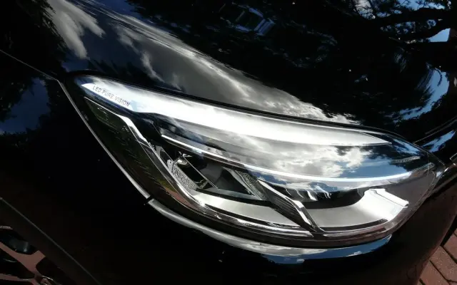 RENAULT Captur 1.3 TCe Intens