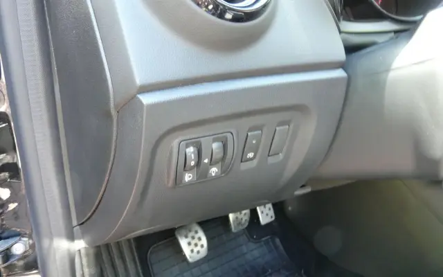 RENAULT Captur 1.3 TCe Intens