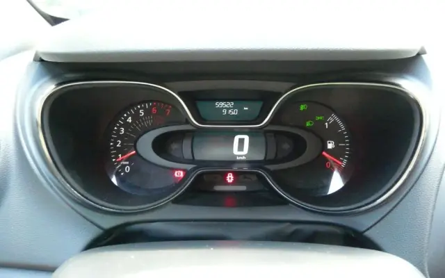 RENAULT Captur 1.3 TCe Intens