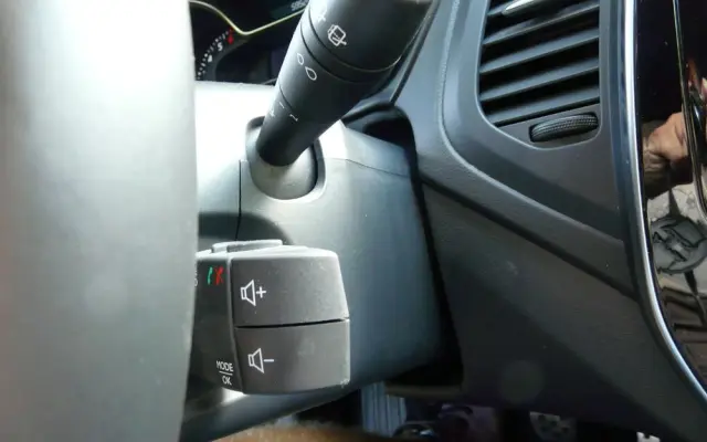 RENAULT Captur 1.3 TCe Intens