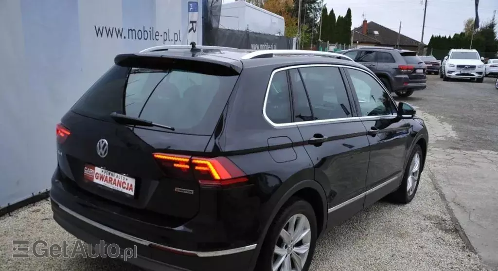 VOLKSWAGEN Tiguan 