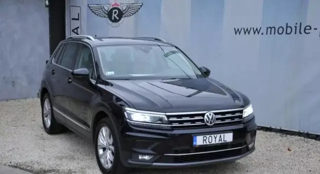 VOLKSWAGEN Tiguan 