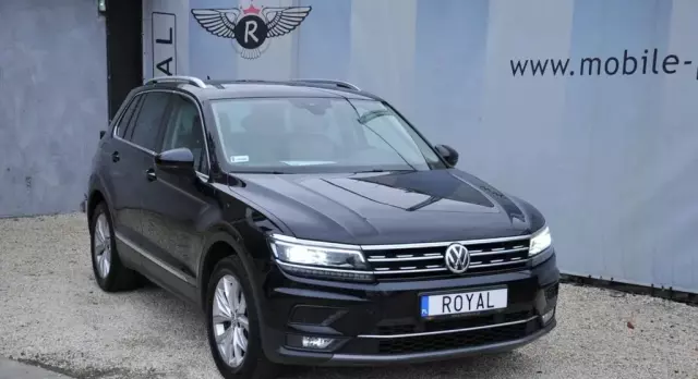 VOLKSWAGEN Tiguan 
