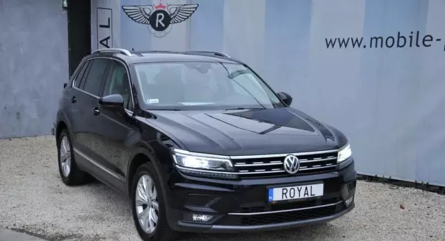 VOLKSWAGEN Tiguan 