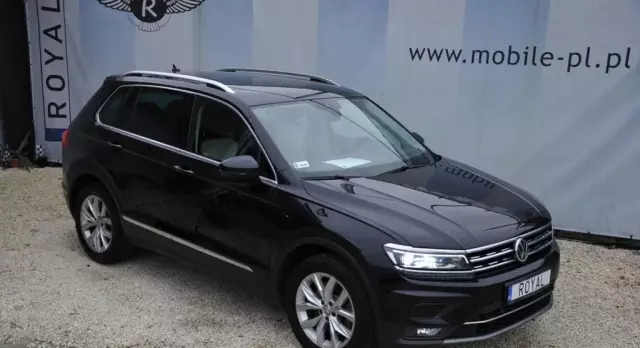 VOLKSWAGEN Tiguan 