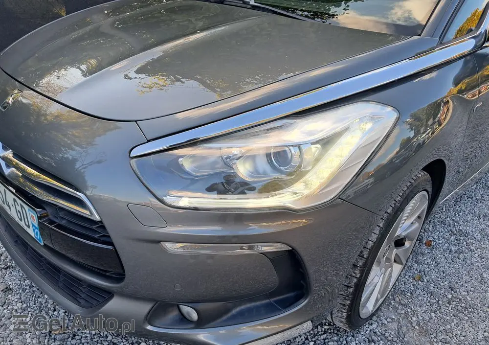 CITROËN DS5 2.0 HDi Hybrid4 SoChic MCP