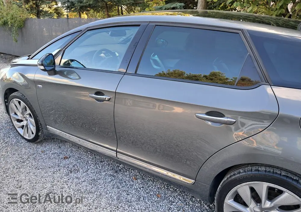 CITROËN DS5 2.0 HDi Hybrid4 SoChic MCP