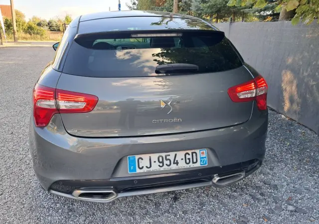 CITROËN DS5 2.0 HDi Hybrid4 SoChic MCP