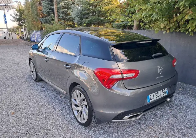 CITROËN DS5 2.0 HDi Hybrid4 SoChic MCP